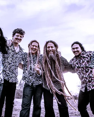 Mike Love & The Full Circle